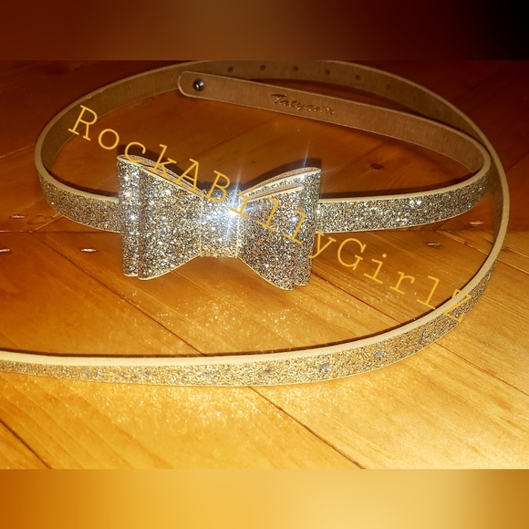 Tatyana Gold Glitter RockABilly Big Bow No Show Vegan Leather 23.5" to 40" Belt - Picture 1 of 4